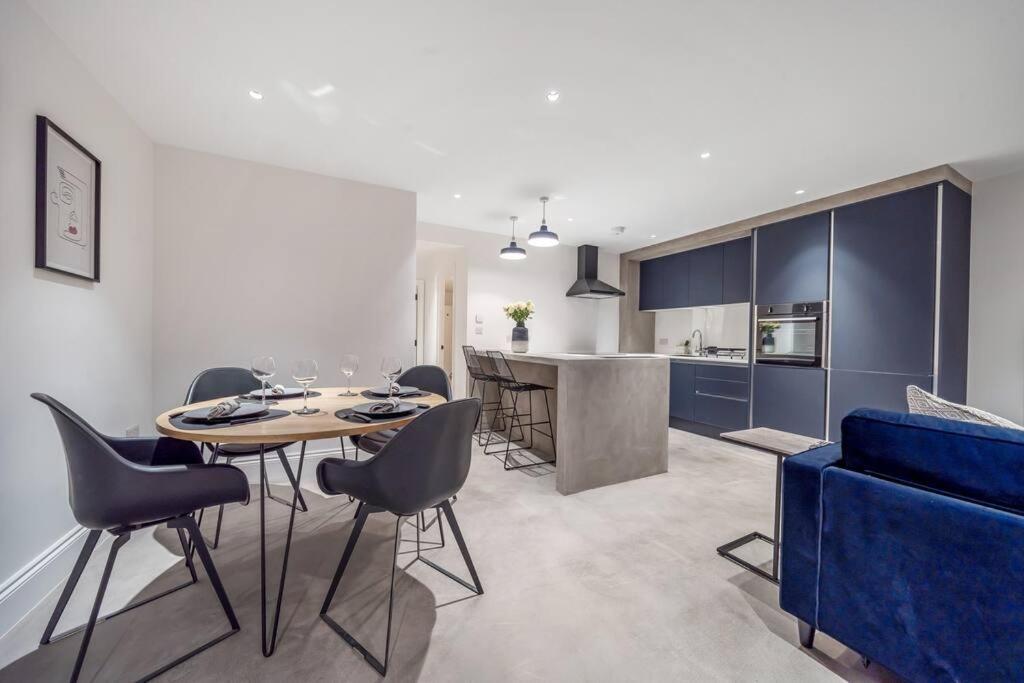 Trendy 2 Bedroom 2 Bathroom Apartment Minutes From Seafront In St Leonard'S Hastings St Leonards-on-Sea Dış mekan fotoğraf